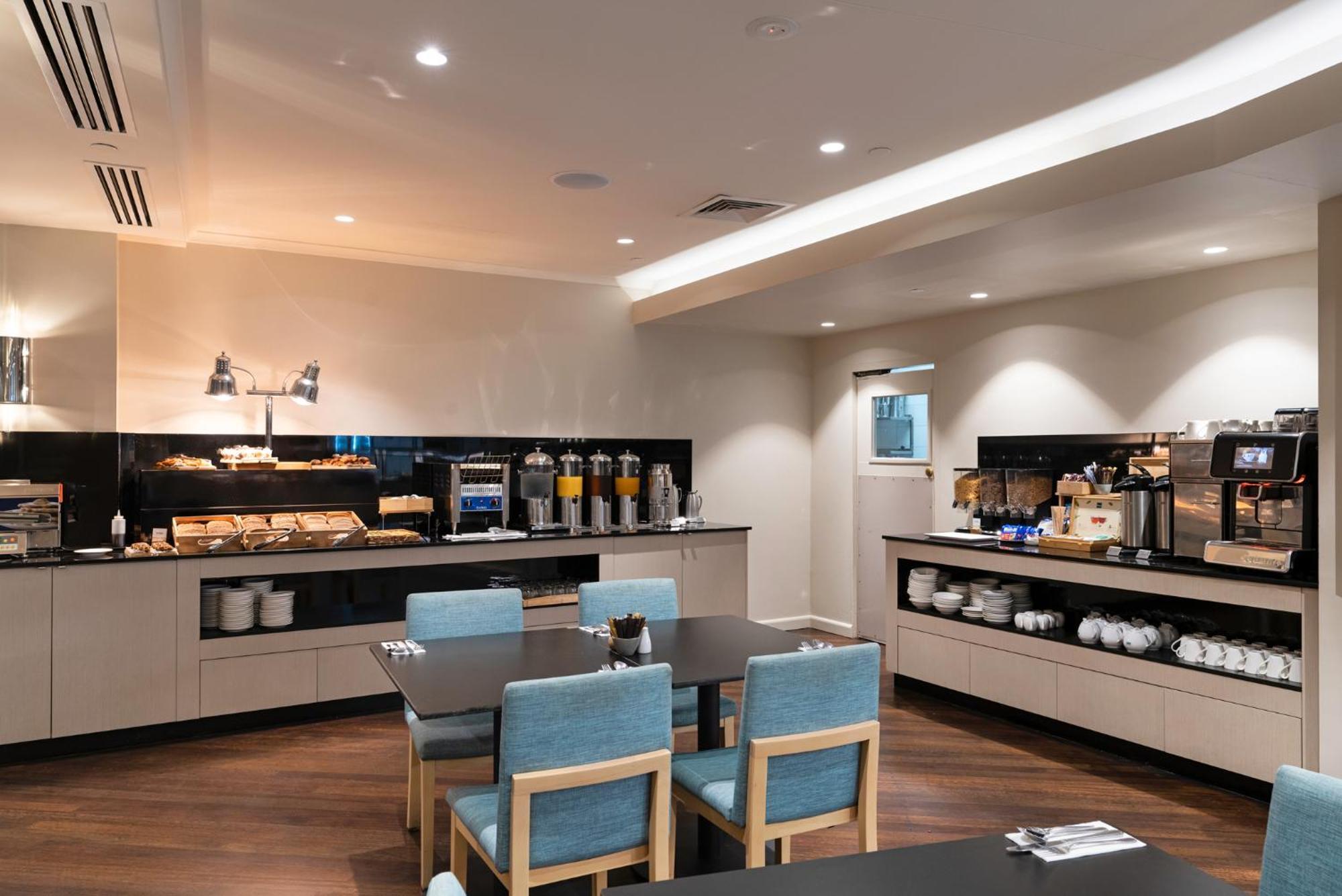 Hilton Garden Inn Darwin Exteriör bild
